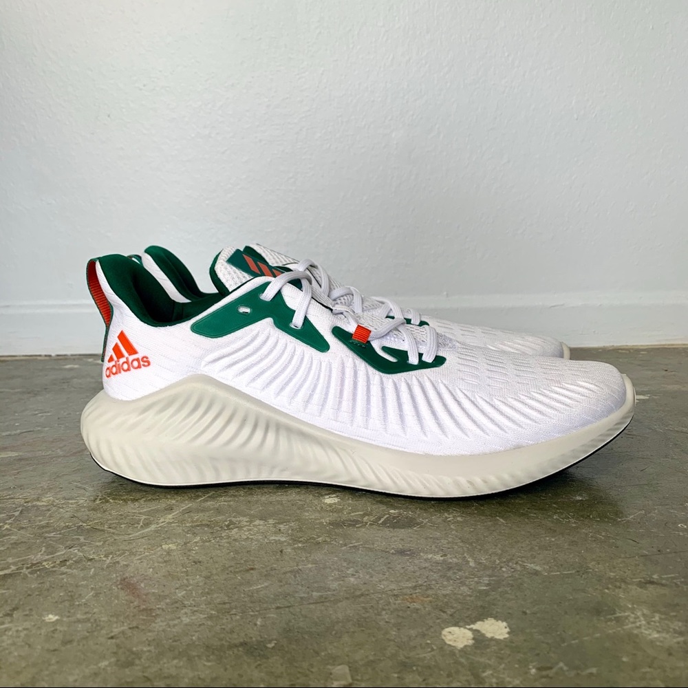 Adidas AlphaBounce Running Shoe